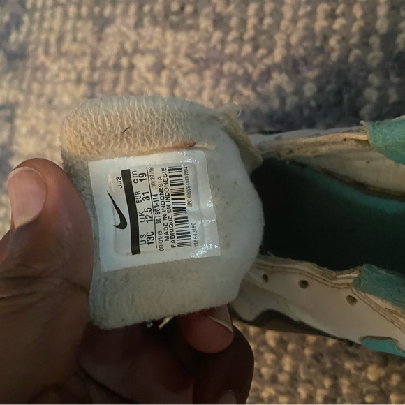 Size 13c air max - Picture 4 of 4